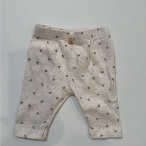 Zara Cream Ribbed Baby Pants with Tiny Gray Floral Print